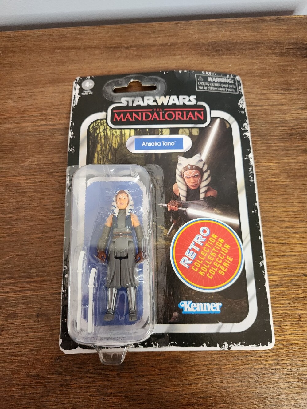 Star Wars The Mandalorian Ahsoka Tano Retro Collection Kenner 2022 Disney Hasbro